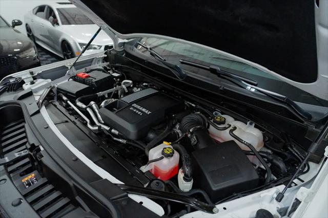 2024 GMC Yukon 4WD Denali