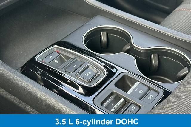 2023 Honda Pilot AWD Sport