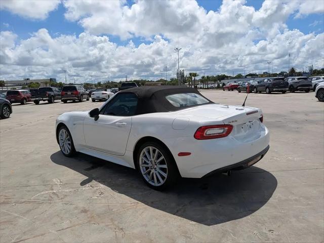 2017 Fiat 124 Spider Lusso
