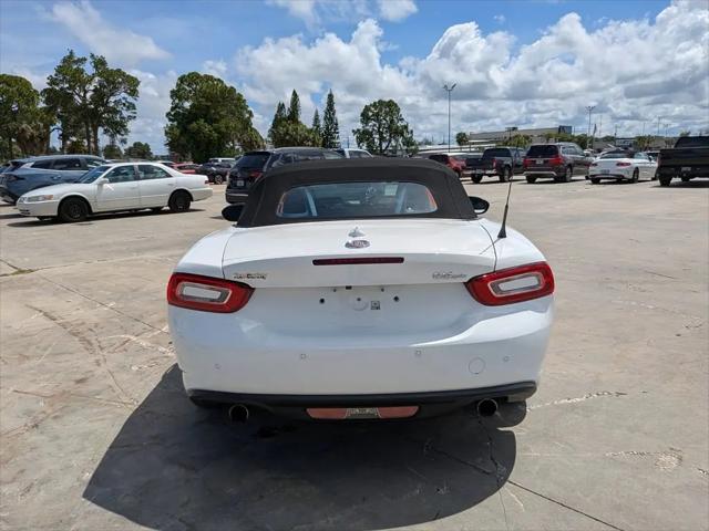 2017 Fiat 124 Spider Lusso