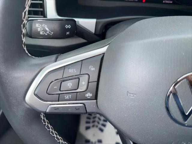2022 Volkswagen Atlas Cross Sport 3.6L V6 SE w/Technology