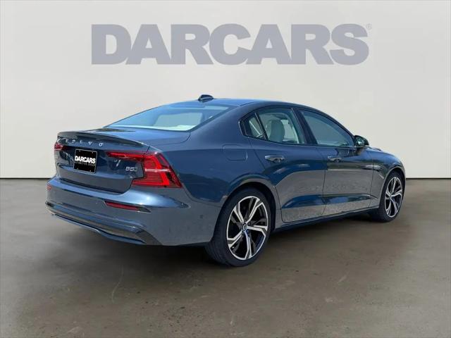 2024 Volvo S60 B5 Ultimate Dark Theme