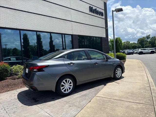 2020 Nissan Versa S Xtronic CVT
