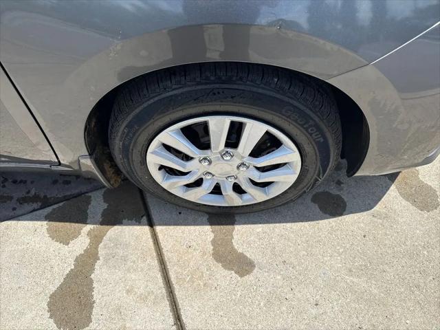 2020 Nissan Versa S Xtronic CVT