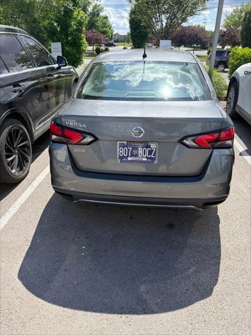 2020 Nissan Versa S Xtronic CVT