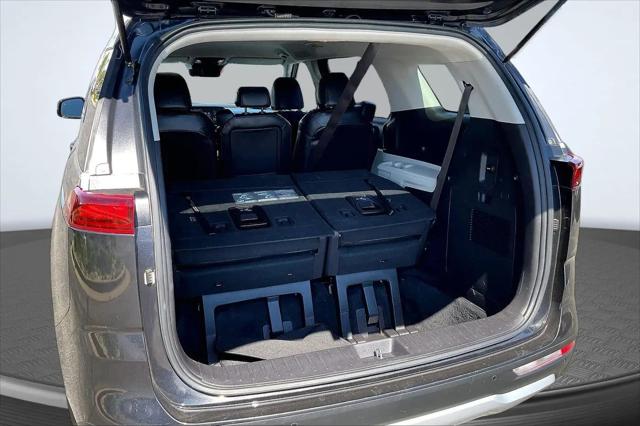 2023 Kia Carnival MPV LX Seat Package