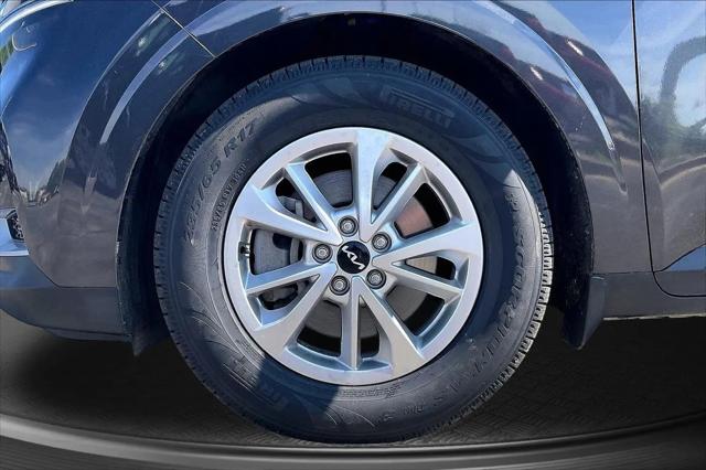 2023 Kia Carnival MPV LX Seat Package