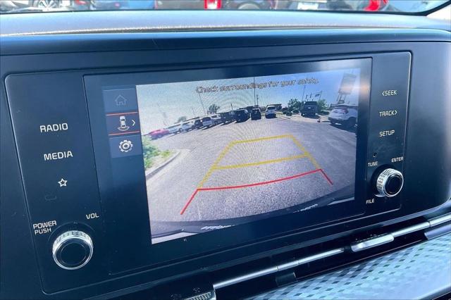 2023 Kia Carnival MPV LX Seat Package