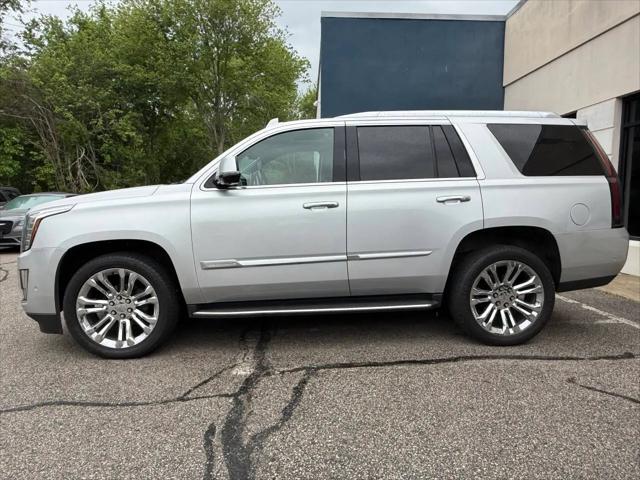 2019 Cadillac Escalade Luxury