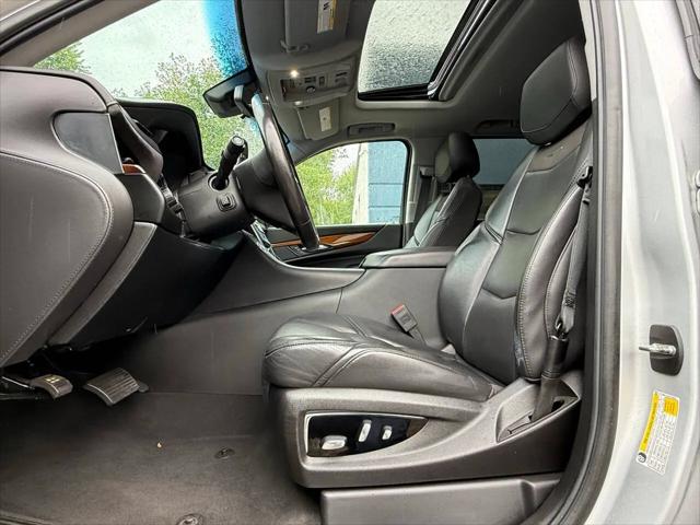 2019 Cadillac Escalade Luxury