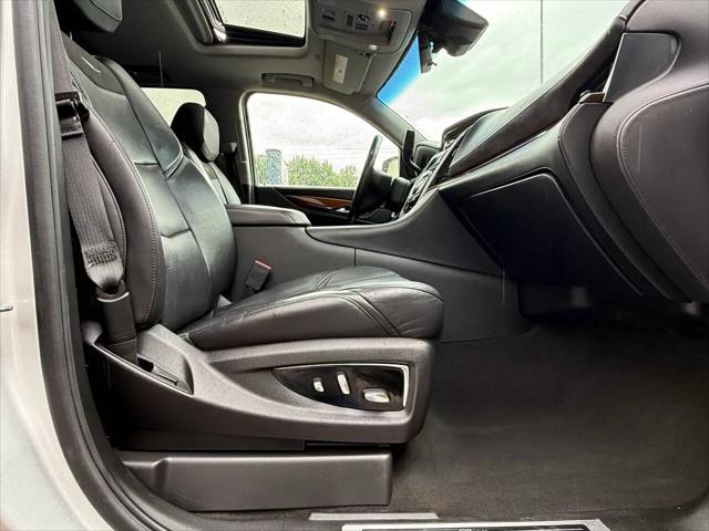 2019 Cadillac Escalade Luxury