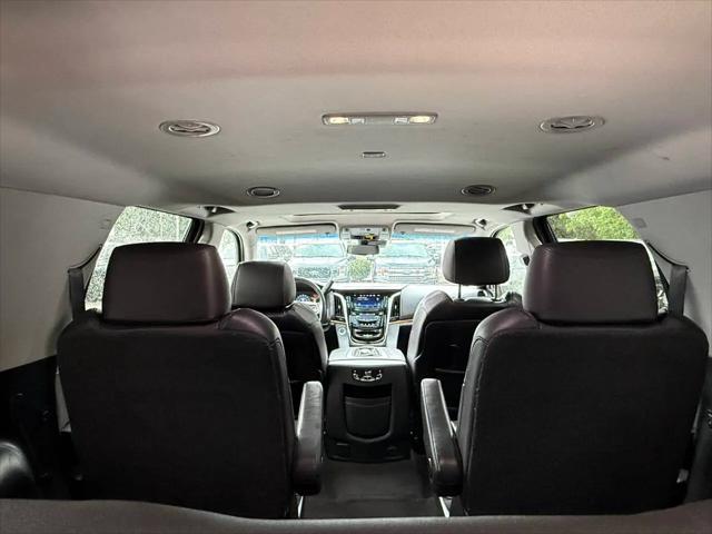 2019 Cadillac Escalade Luxury