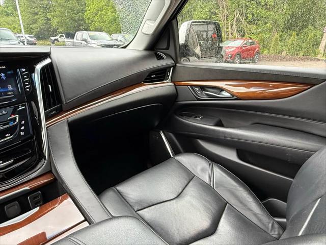 2019 Cadillac Escalade Luxury