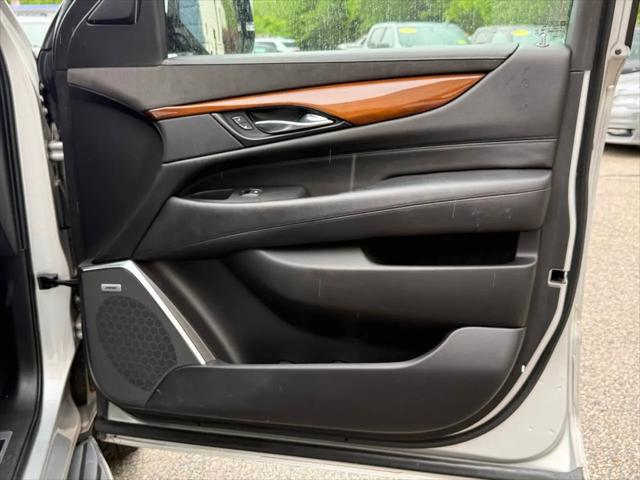 2019 Cadillac Escalade Luxury
