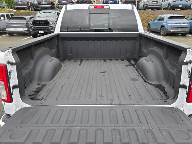 2019 Ram 1500 Big Horn/Lone Star Crew Cab 4x4 6'4" Box