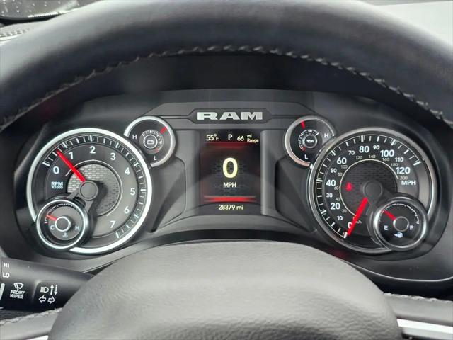 2019 Ram 1500 Big Horn/Lone Star Crew Cab 4x4 6'4" Box