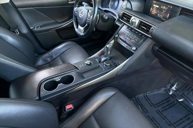 2017 Lexus IS 200t IS Turbo