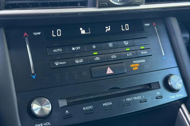 2017 Lexus IS 200t IS Turbo