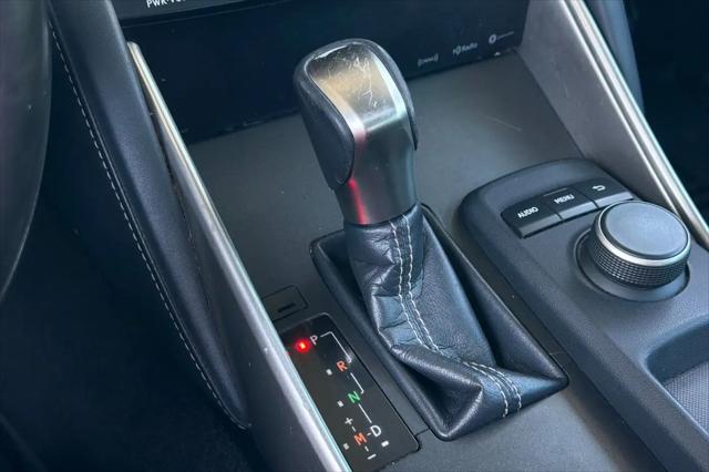 2017 Lexus IS 200t IS Turbo