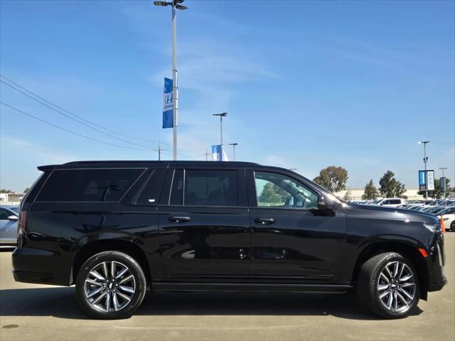2023 Cadillac Escalade ESV 4WD Sport Platinum