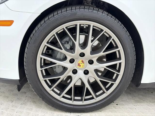 2018 Porsche Panamera 4S