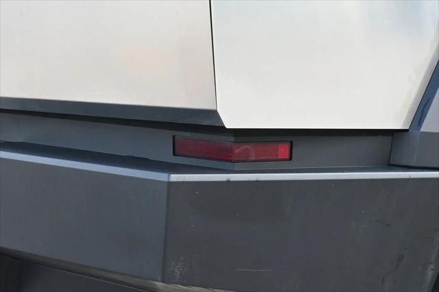 2024 Tesla Cybertruck Cyberbeast