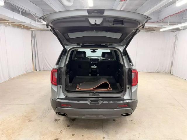 2023 GMC Acadia AWD AT4