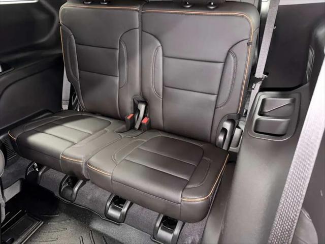 2023 GMC Acadia AWD AT4