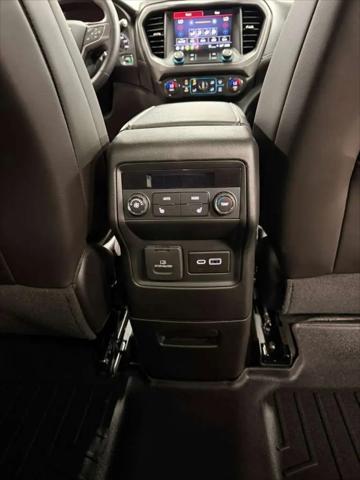 2023 GMC Acadia AWD AT4