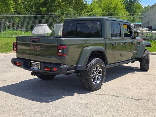2024 Jeep Gladiator Sport