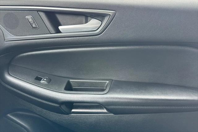 2023 Ford Edge SE