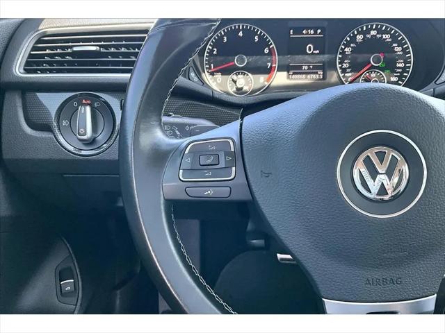2014 Volkswagen Passat 1.8T Sport
