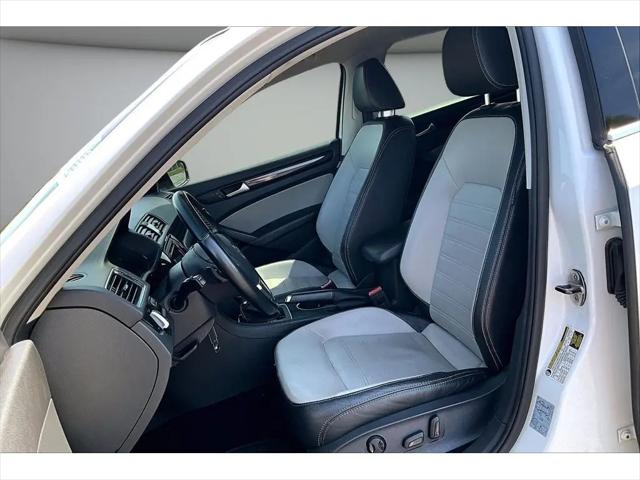 2014 Volkswagen Passat 1.8T Sport