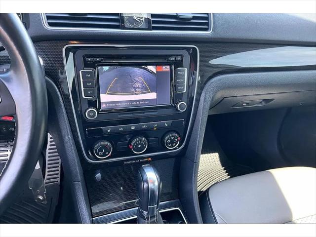 2014 Volkswagen Passat 1.8T Sport