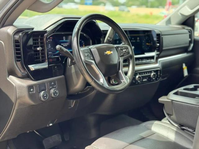 2024 Chevrolet Silverado 1500 2WD Crew Cab Short Bed LT