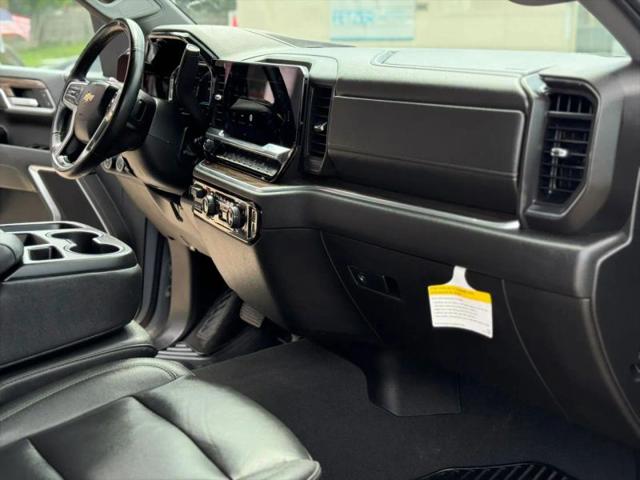 2024 Chevrolet Silverado 1500 2WD Crew Cab Short Bed LT