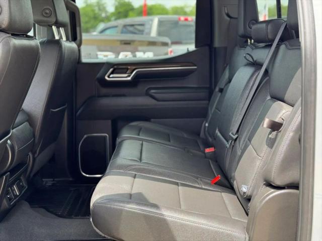 2024 Chevrolet Silverado 1500 2WD Crew Cab Short Bed LT