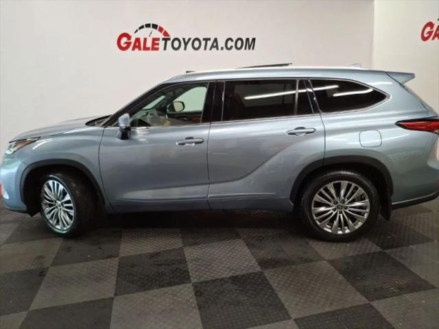 2023 Toyota Highlander Platinum