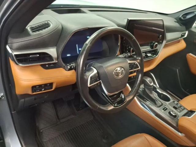 2023 Toyota Highlander Platinum