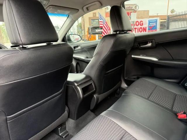 2012 Toyota Camry SE