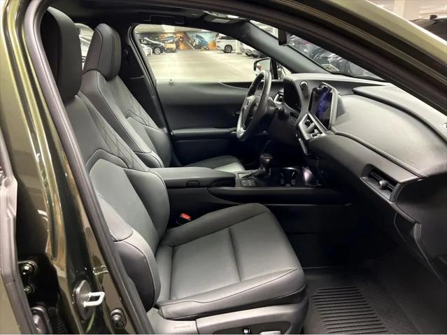 2024 Lexus UX 250h Premium