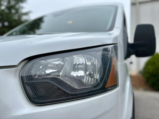 2020 Ford Transit Cargo Van Medium Roof w/LWB