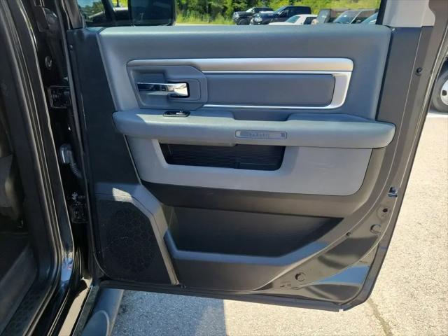 2018 Ram 1500 Big Horn Crew Cab 4x4 5'7" Box