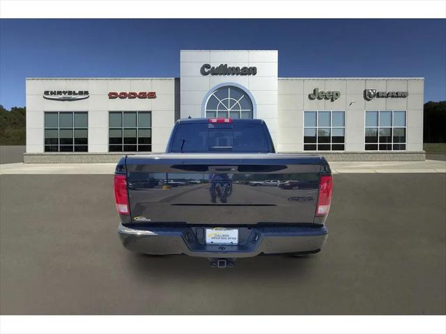 2018 Ram 1500 Big Horn Crew Cab 4x4 5'7" Box