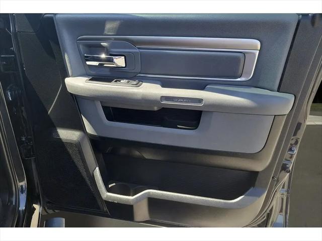 2018 Ram 1500 Big Horn Crew Cab 4x4 5'7" Box