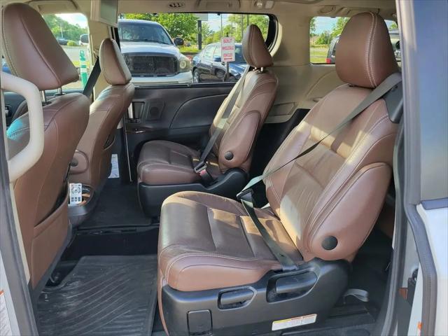 2017 Toyota Sienna Limited Premium 7 Passenger