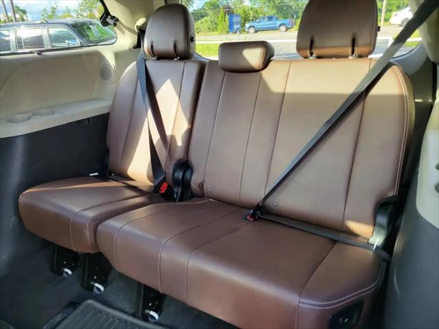 2017 Toyota Sienna Limited Premium 7 Passenger