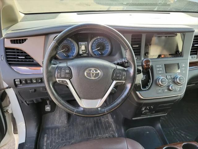 2017 Toyota Sienna Limited Premium 7 Passenger