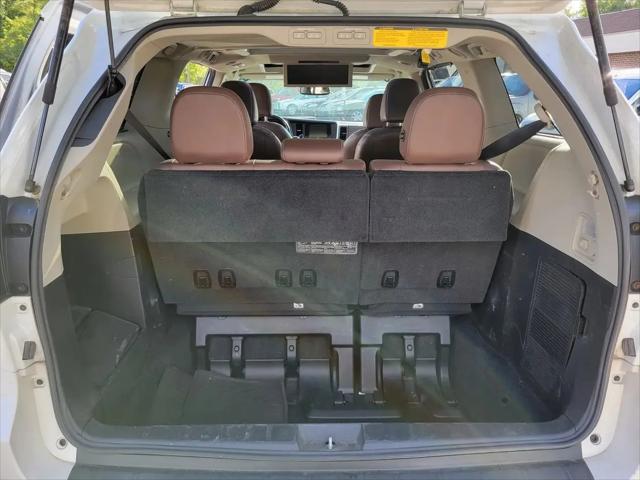 2017 Toyota Sienna Limited Premium 7 Passenger