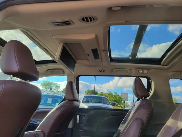 2017 Toyota Sienna Limited Premium 7 Passenger